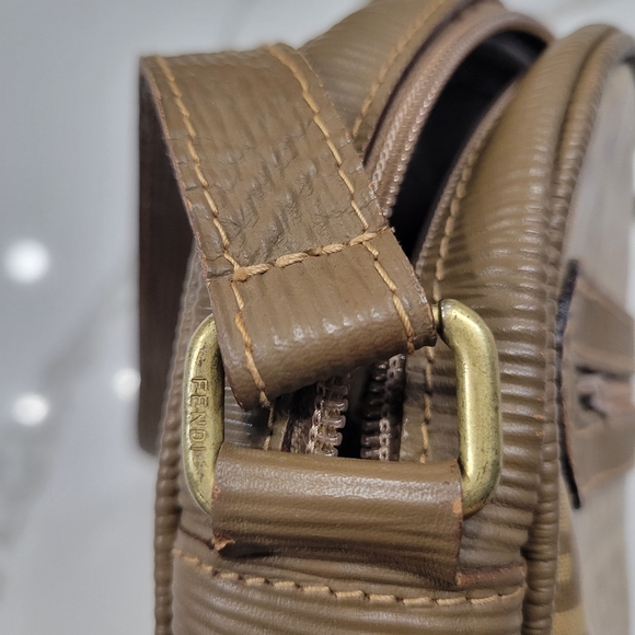 Fendi Vintage Zucca Logo Unisex Crossbody Bag - Picture 11 of 14